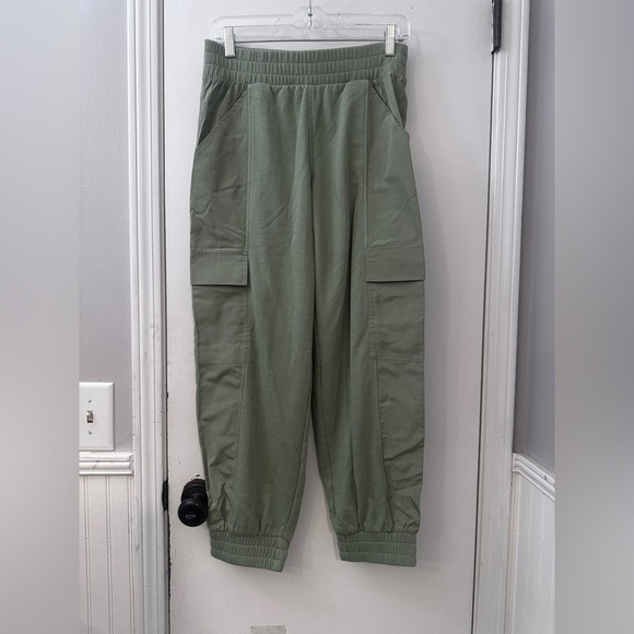 Lou & Grey Small Olive Green Cargo Jogger Pants Cotton Blend Utility Lounge - Picture 2 of 9